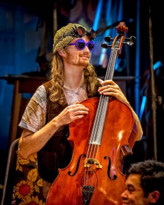 15798534417_f40b0f880f_b