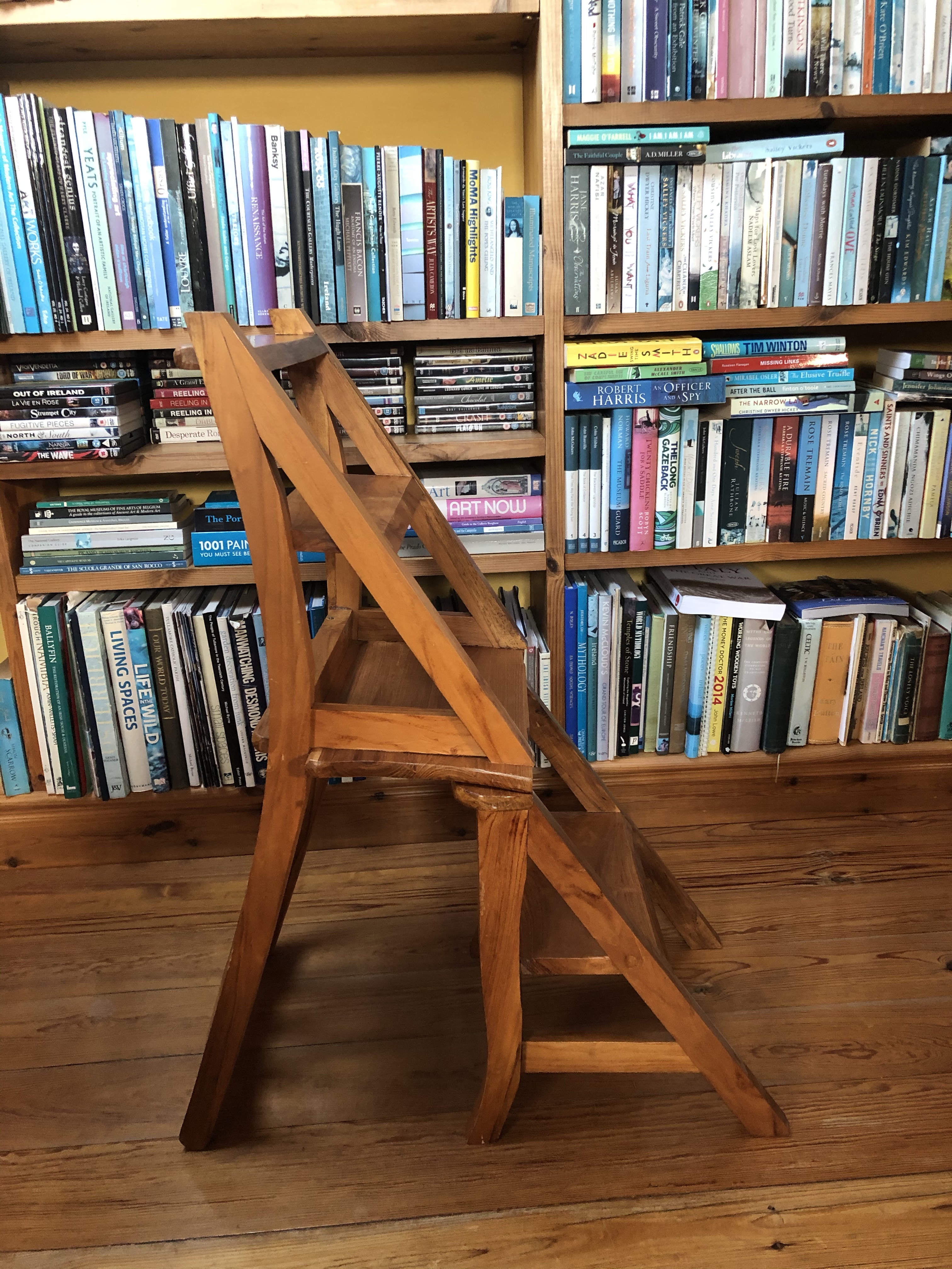 The Library Chair | LeedsBookClub